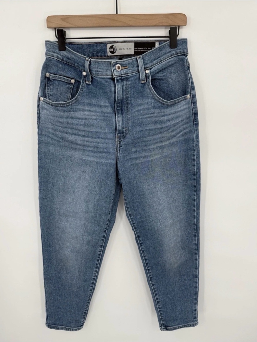 Levis Silver Tab Mom Jeans Womens 30 High Rise Tapered Stretch Medium Wash Denim